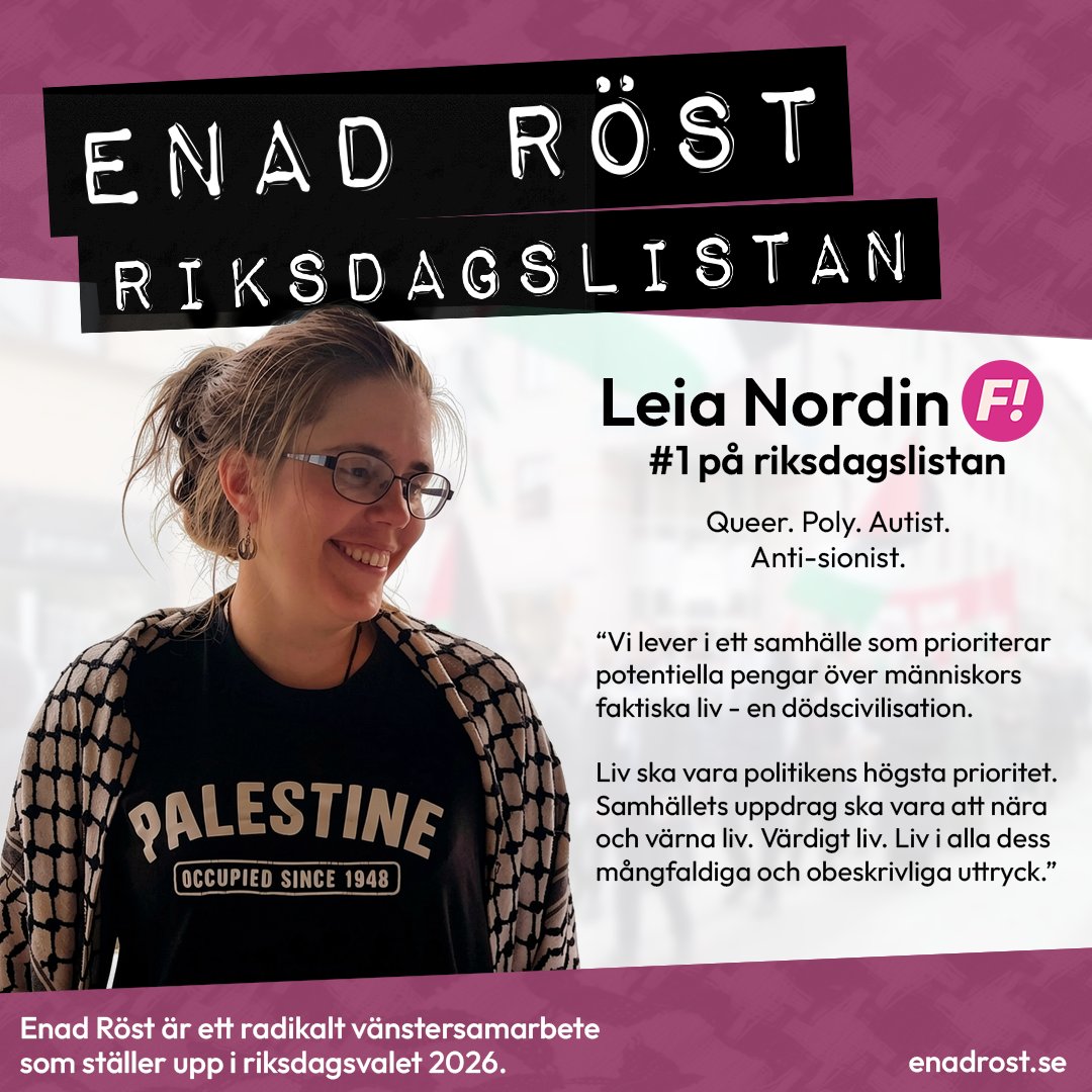 En bild på Leia Nordin från Feministerna, som är nummer 1 på riksdagslistan. Hon har på sig en keffiyeh och en tröja där det står 